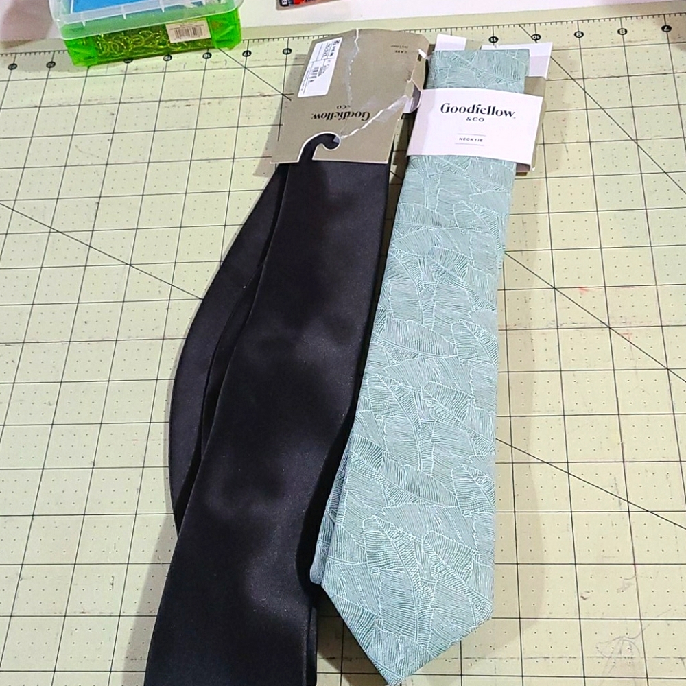 Men's ties